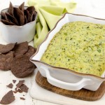 A creamy vegan artichoke dip made withOUT vegan cheese substitutes, all whole foods! Artichoke Spinach Dip - by Dreena Burton, Plant-Powered Kitchen #vegan #glutenfree