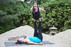 Squeezed Yoga Clothing via Plant-Powered Kitchen