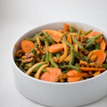 Smoky Paprika Green Bean Salad with Candied Walnuts - recipe by Kathy Patalsky, from Healthy Happy Vegan Kitchen.