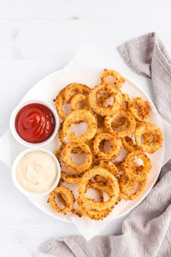 oil-free onion rings on plate