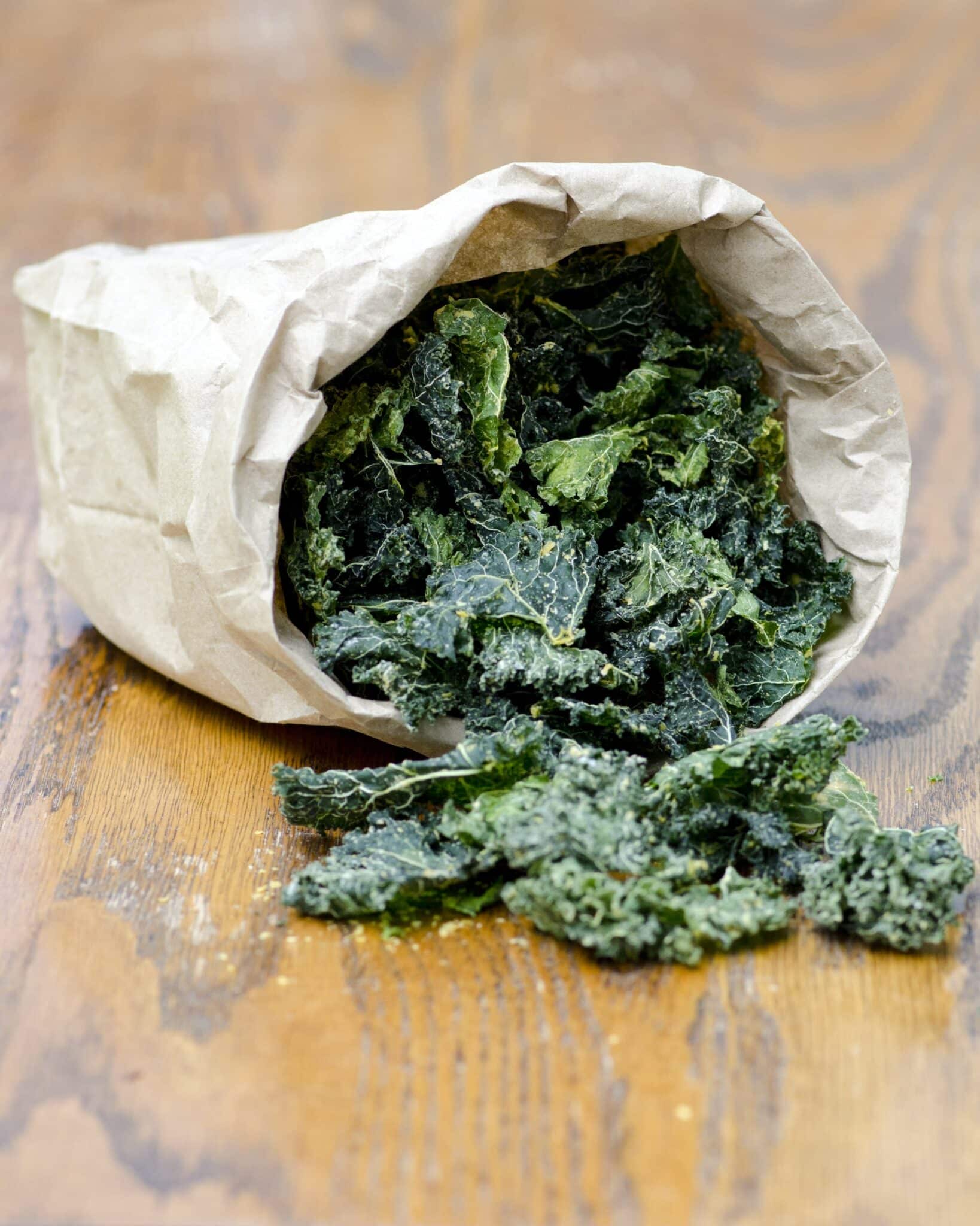 Kale Chips in the Oven (no dehydrator needed!